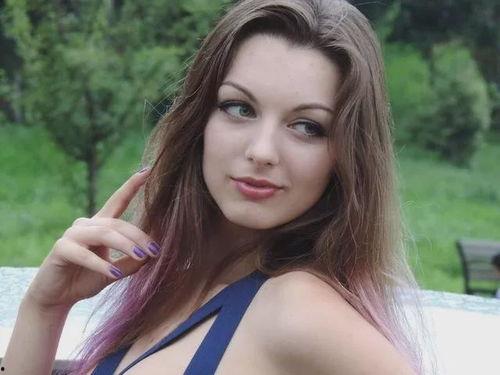 日韩年轻人美女裸体视频